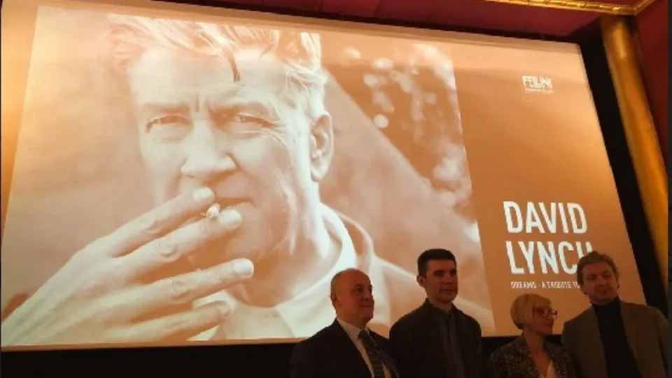 foto di gruppo in conferenza stampa