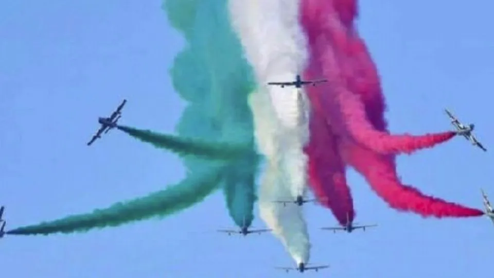 Le Frecce Tricolori