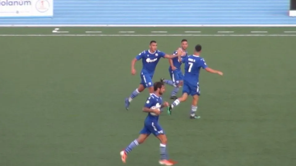 Petrovic festeggia il gol dell’1-2