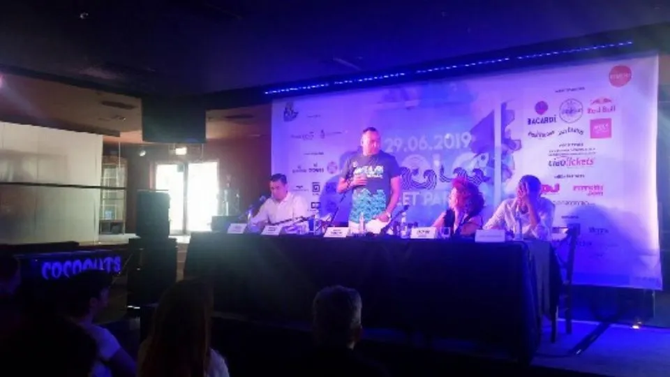 la conferenza stampa al Coconuts