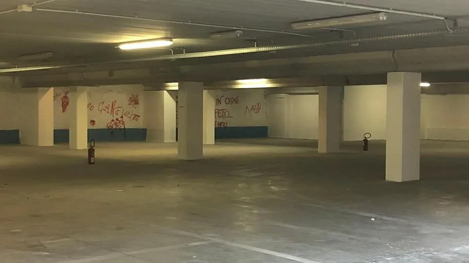 il parcheggio di via Roma