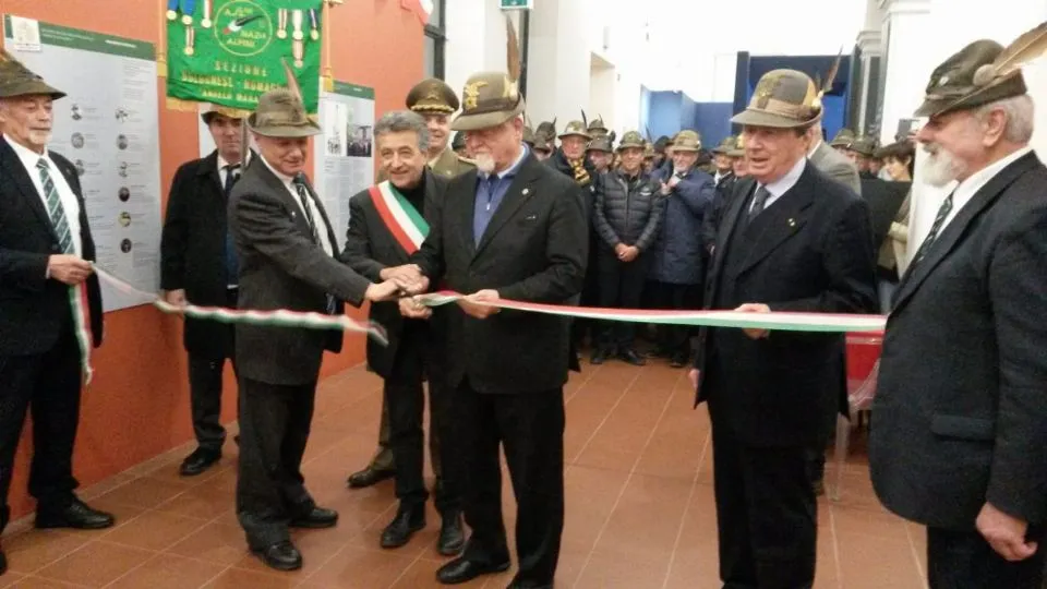 il taglio del nastro