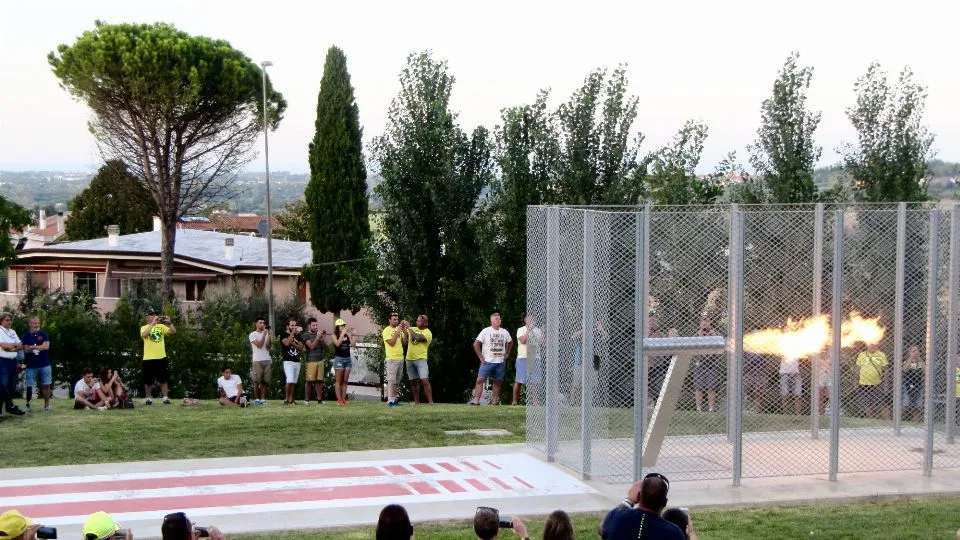 la fiamma dedicata a Marco Simoncelli