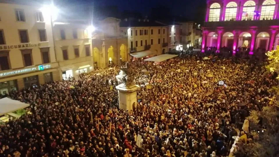 il colpo d’occhio su piazza Cavour