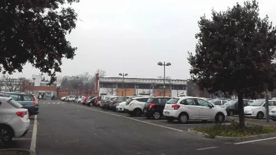 il parcheggio di piazzale Zavattini (Newsrimini.it)
