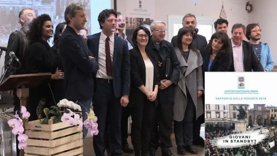 foto di gruppo dopo la presentazione del Rapporto 2018