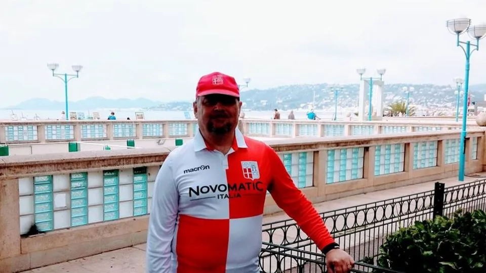 Stefano Giacomini con la maglia del suo amato Rimini