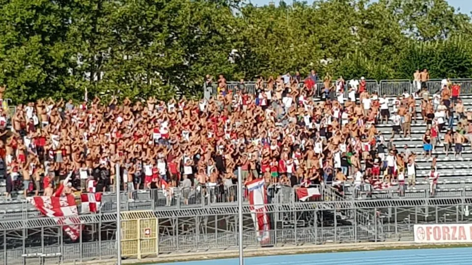 La Curva Est