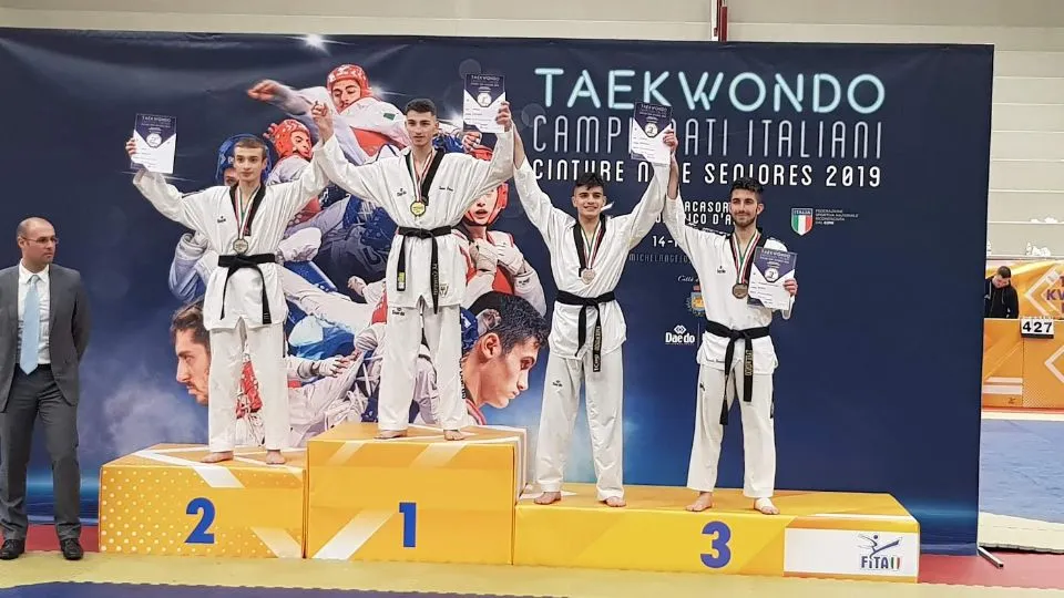 Alex Semprini sul podio