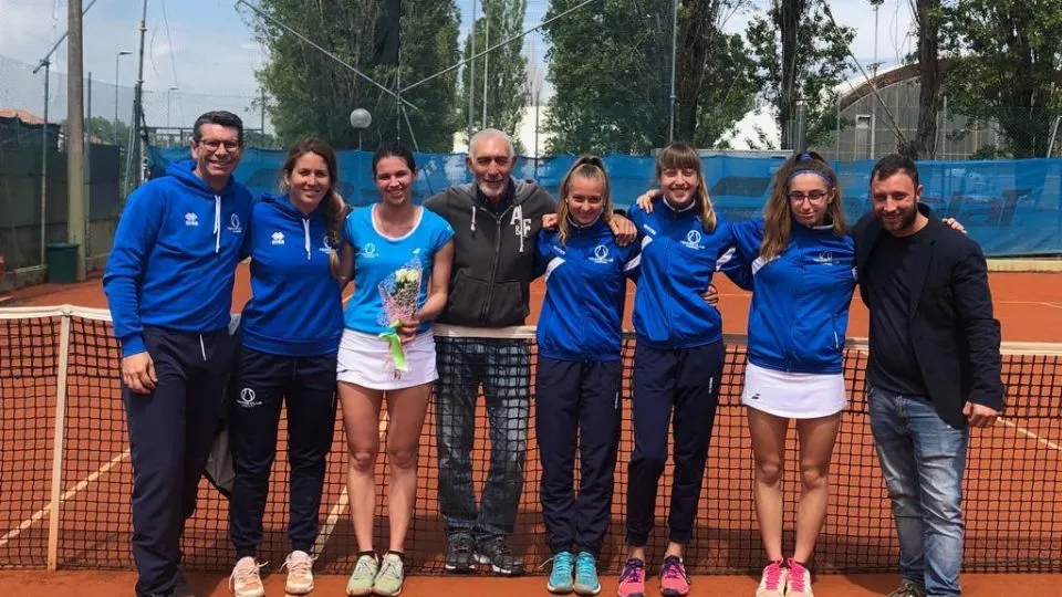 La squadra di C femminile del Tennis Viserba