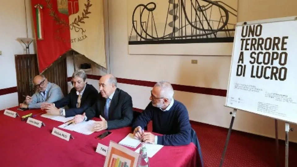 la conferenza stampa