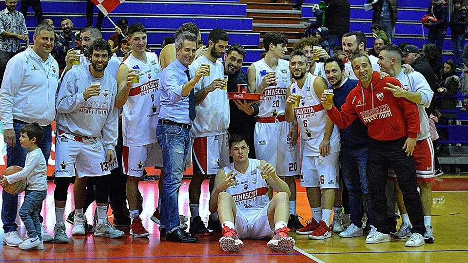 Il brindisi di RBR (foto Alfio Sgroi)