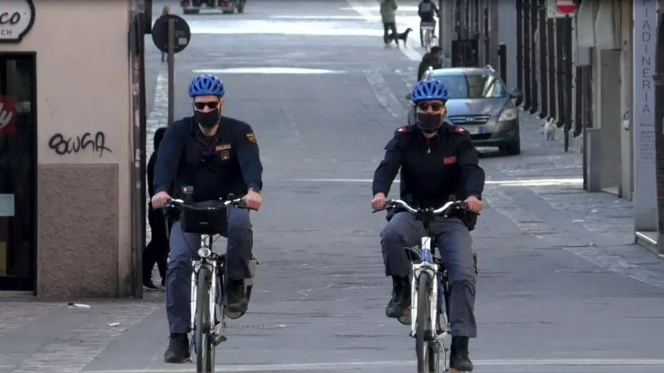 in bicicletta