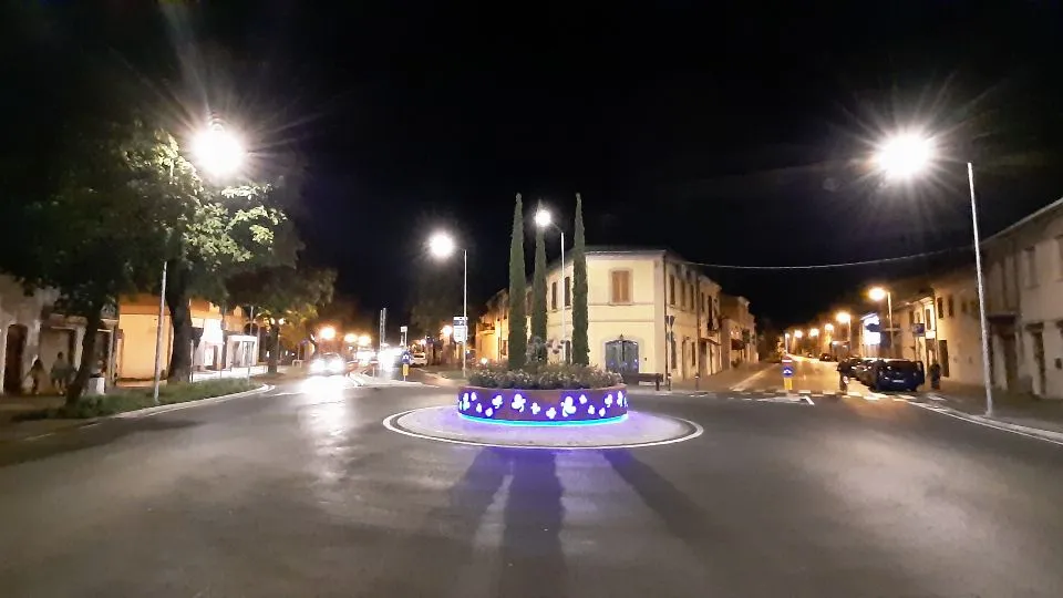 la nuova rotatoria su via Marecchiese