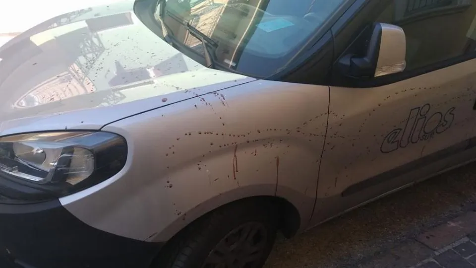 un’auto schizzata di sangue a Cattolica
