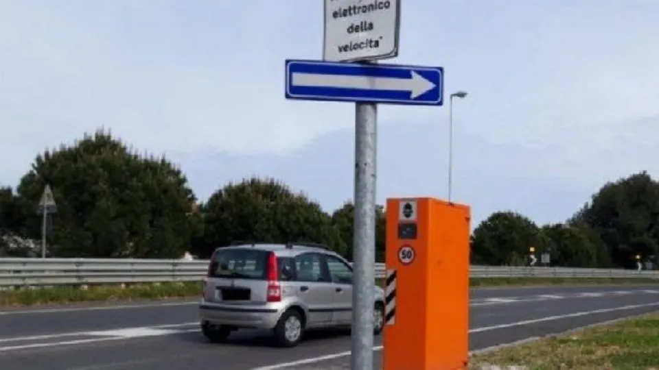 Autovelox per far cassa. L’accusa di Imola (PD) numeri alla mano