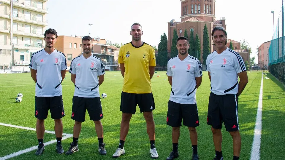 Lo staff dello Juventus Summer Camp
