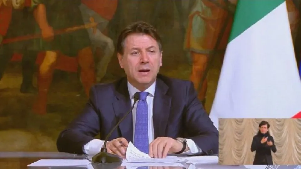 Conte in conferenza stampa