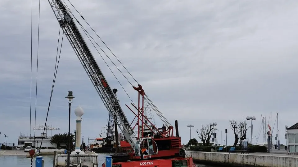 la draga al lavoro