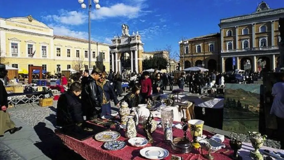 Santarcangelo sospende gli eventi, tranne “La Casa del Tempo”
