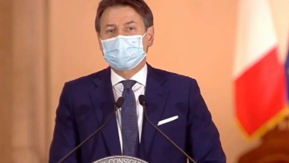 Conte in conferenza stampa