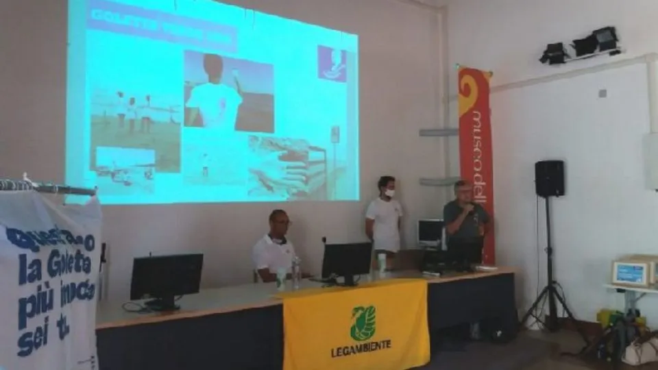 la conferenza stampa
