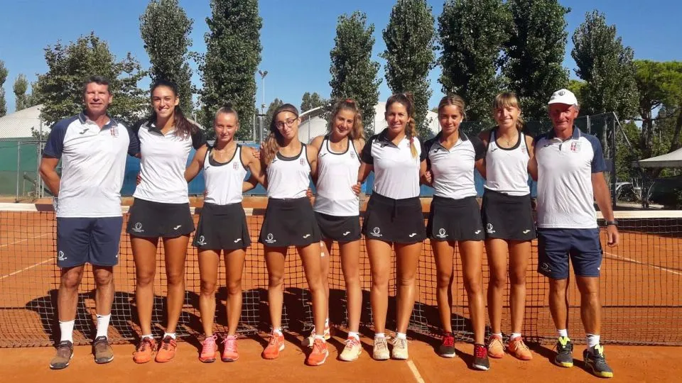 La squadra di serie C femminile del Tc Viserba
