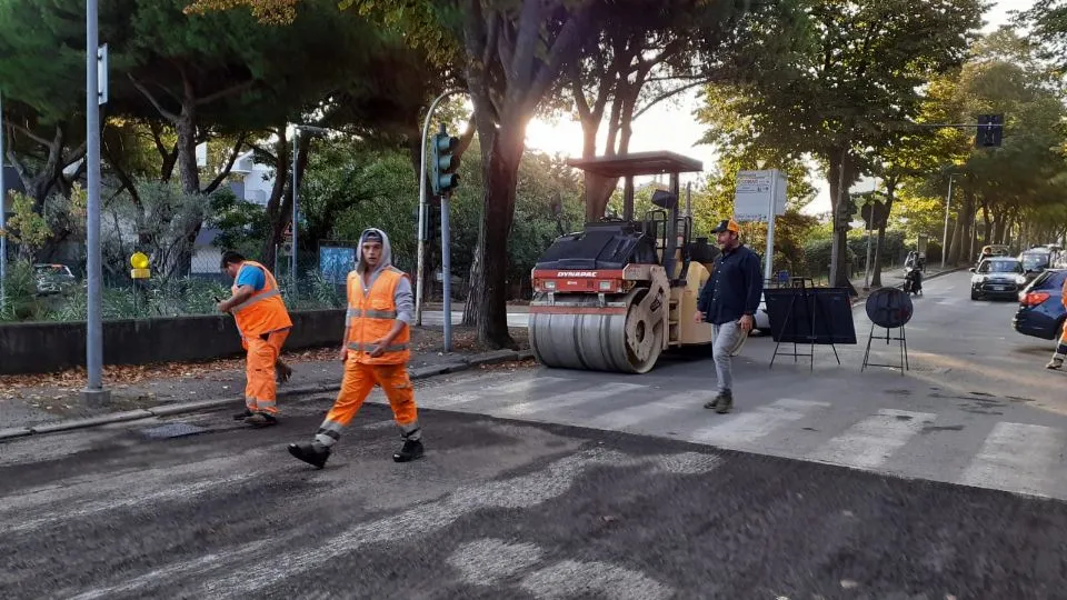 lavori in corso su via Castrocaro