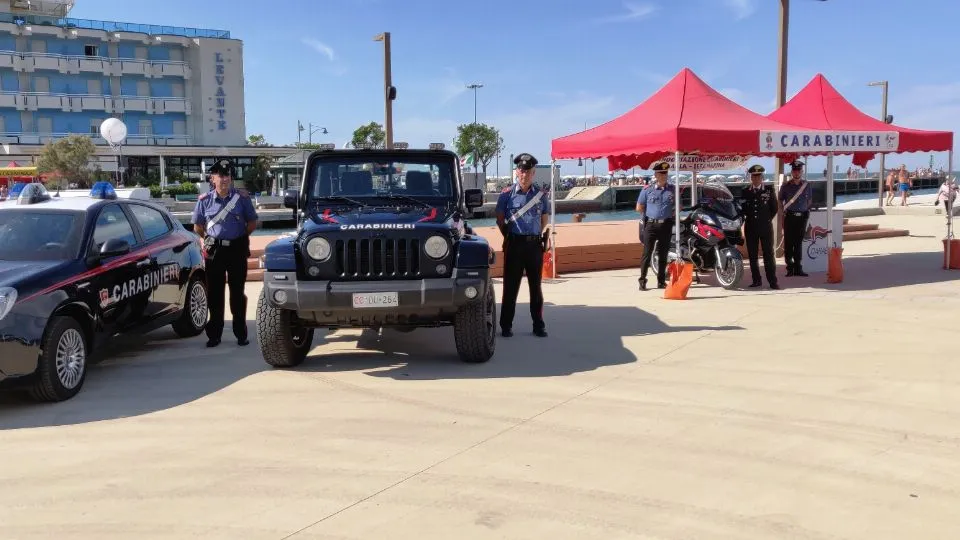 la jeep wrangler dei carabinieri
