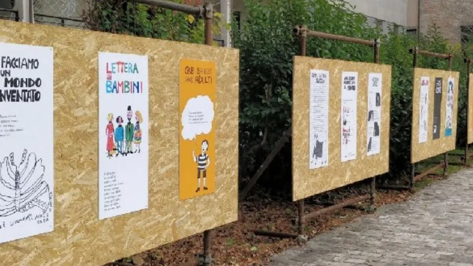 una mostra all’aperto