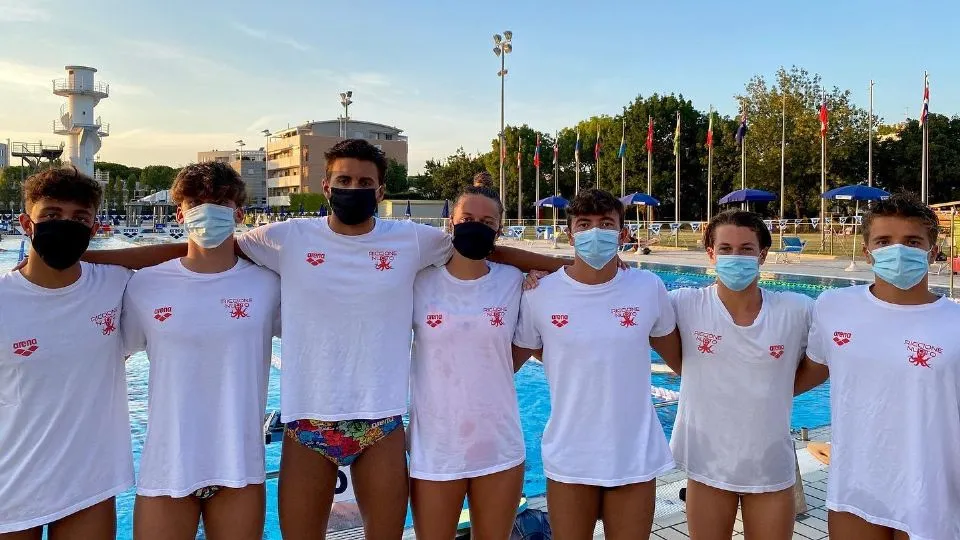 La squadra del Nuoto Polisportiva Riccione