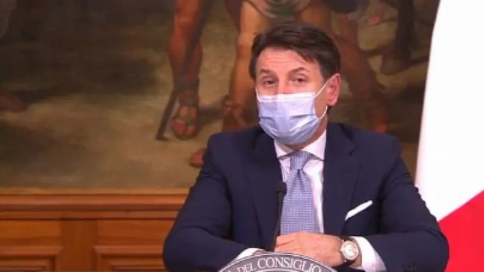 Conte in conferenza