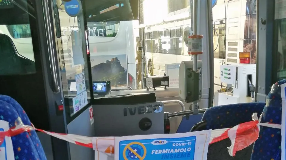 la zona interdetta sui bus
