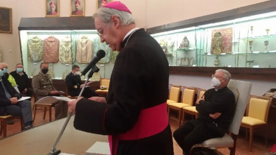 l’incontro con le autorità