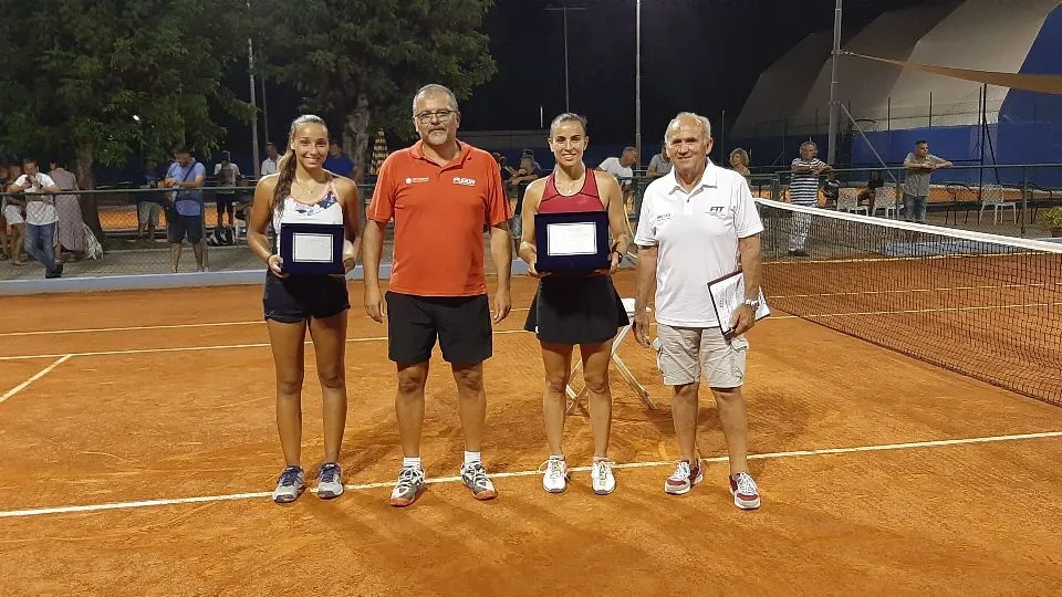 Le finaliste premiate da Roberto Raffaelli e dal giudice Antonio Giorgetti