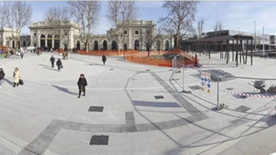 il piazzale