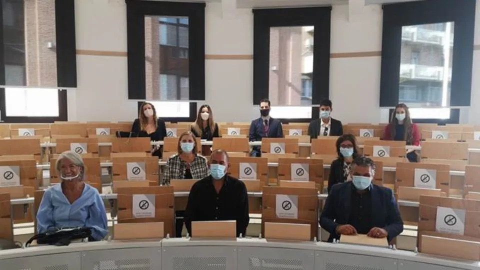 La commissione e i 5 candidati