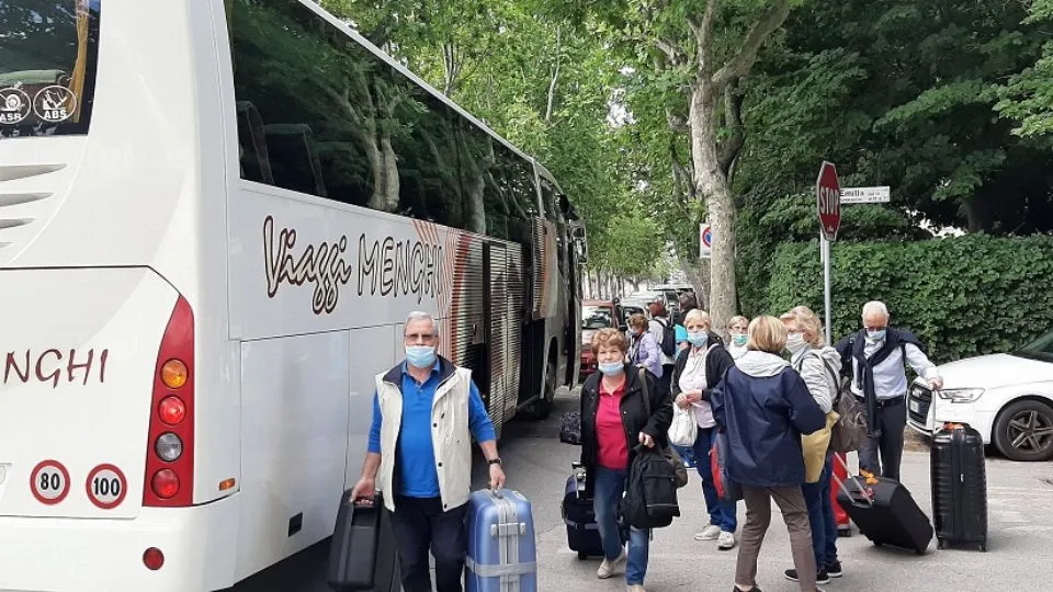 l’arrivo in albergo