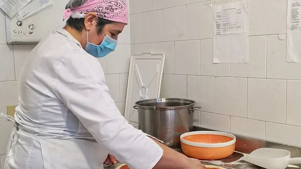 la pizza preparata in Caritas
