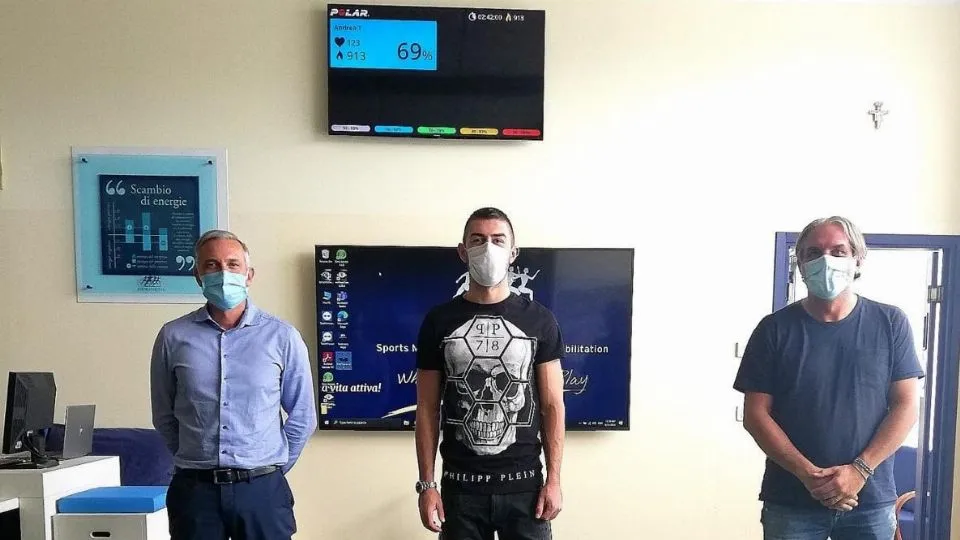 Il Direttore di Isokinetic/Rimini Roberto Acquaviva, Dardan Vuthaj e il DS biancorosso Pietro Tamai