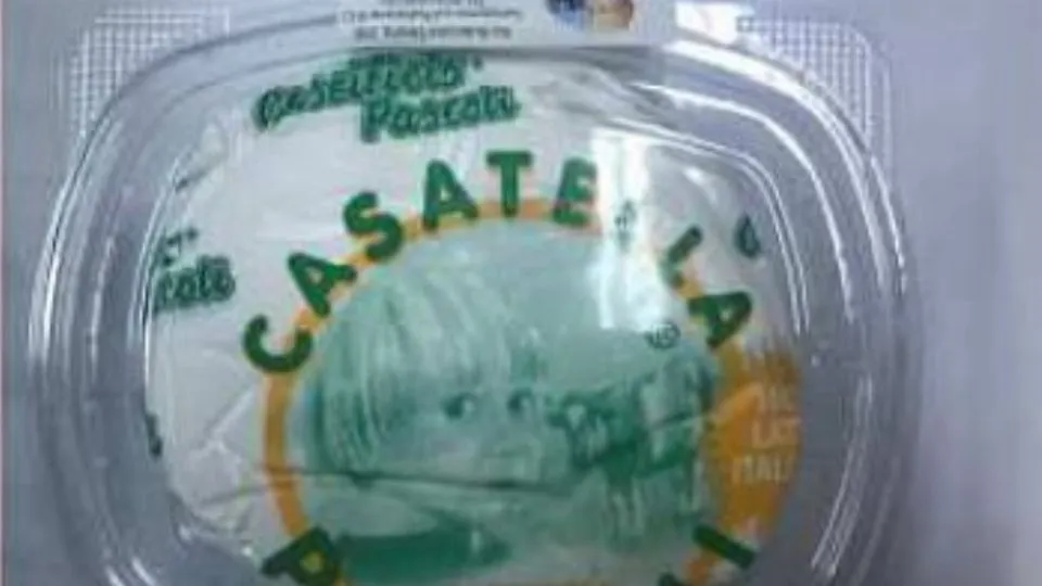 una confezione di casatella 
