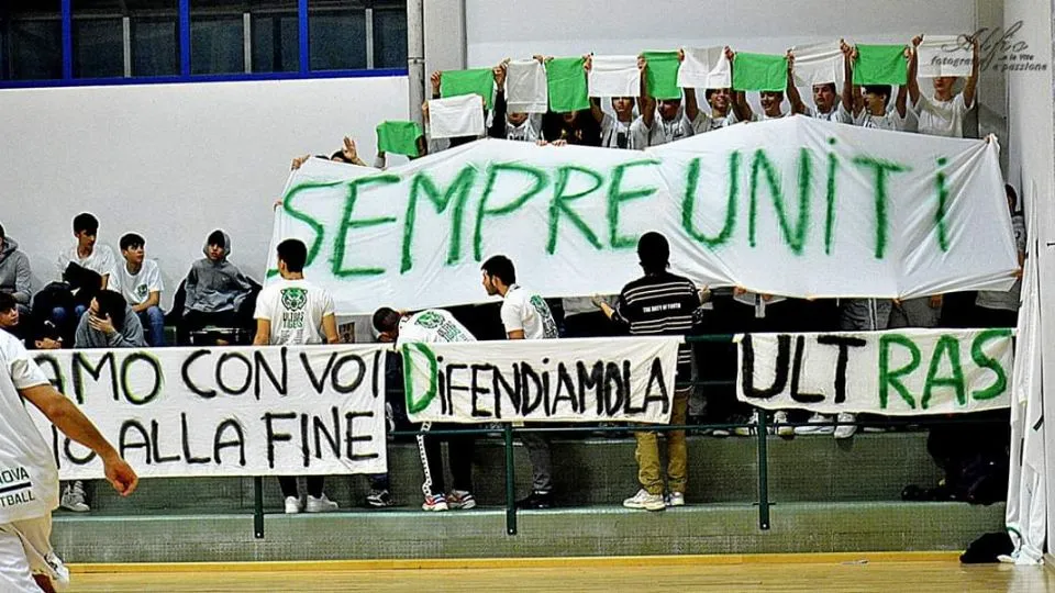 La Curva (Foto Alfio Sgroi)