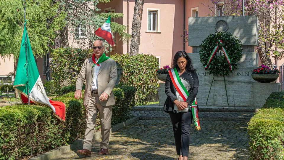 Il sindaco Tosi e Danilo Trappoli di Anpi Riccione
