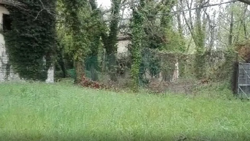 uno scorcio dell’ex camping
