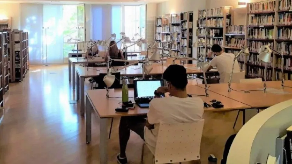 la Biblioteca di Misano
