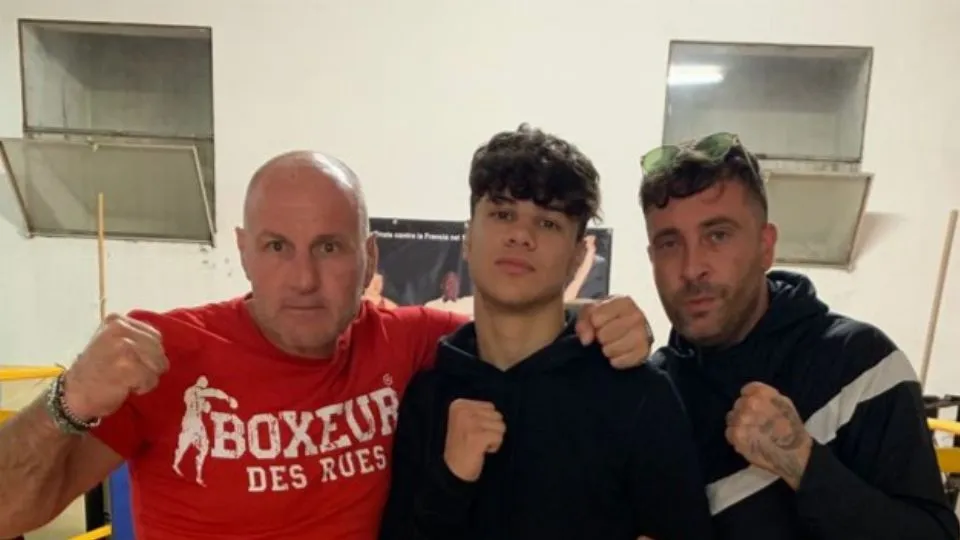 Alessandro Pesaresi tra il maestro Tiziano Scarpellini ed il tecnico Matteo Scialdone