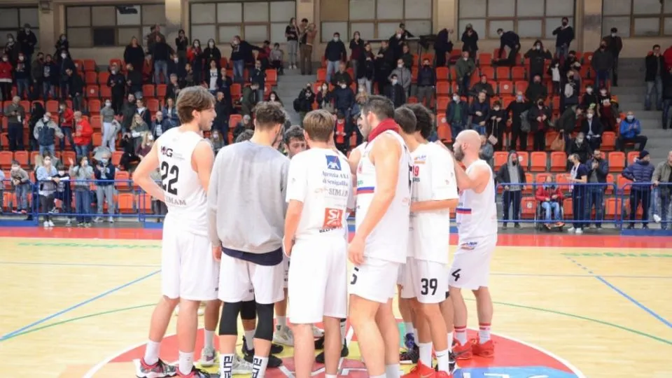 (Foto Facebook Pallacanestro Goldengas Senigallia)