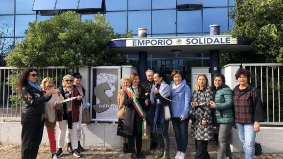 il taglio del nastro