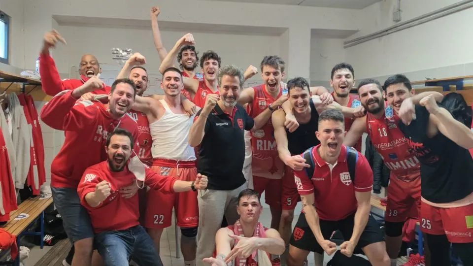 Il selfie dopo la vittoria a Cecina