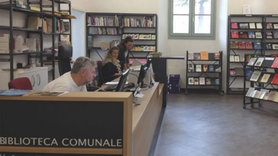 biblioteca Baldini